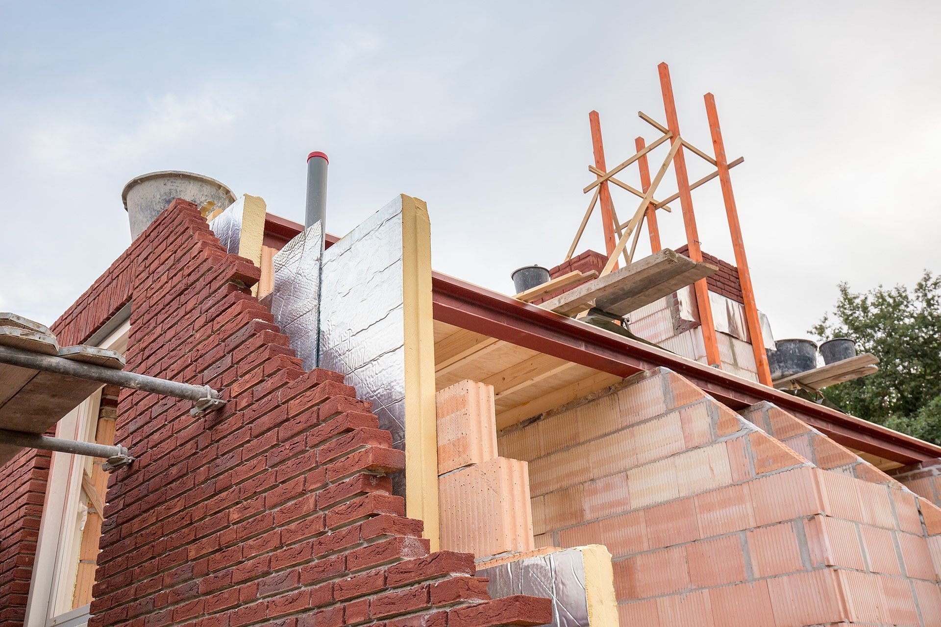 Retrofit_Insulation_domestic_homes_Gettyimages 669921438